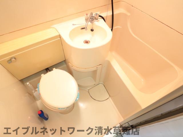 バス・シャワールーム　お風呂です