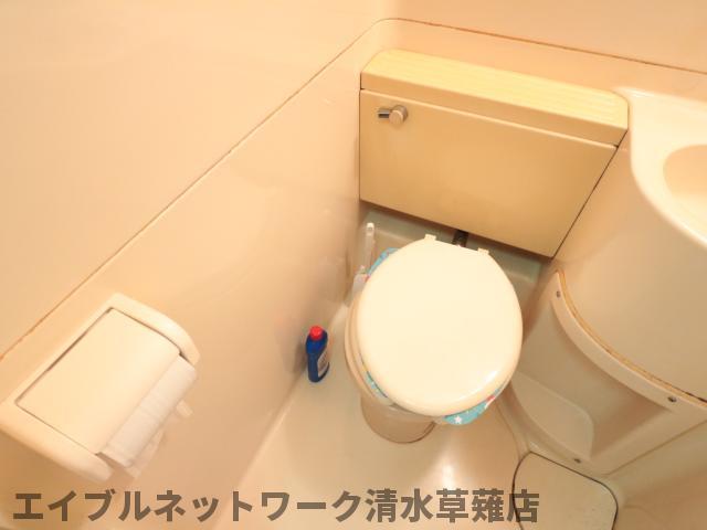 トイレ　清潔感のあるトイレです