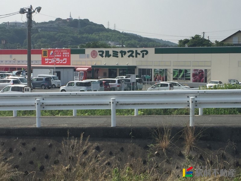 【大牟田市大字橘のアパートのスーパー】