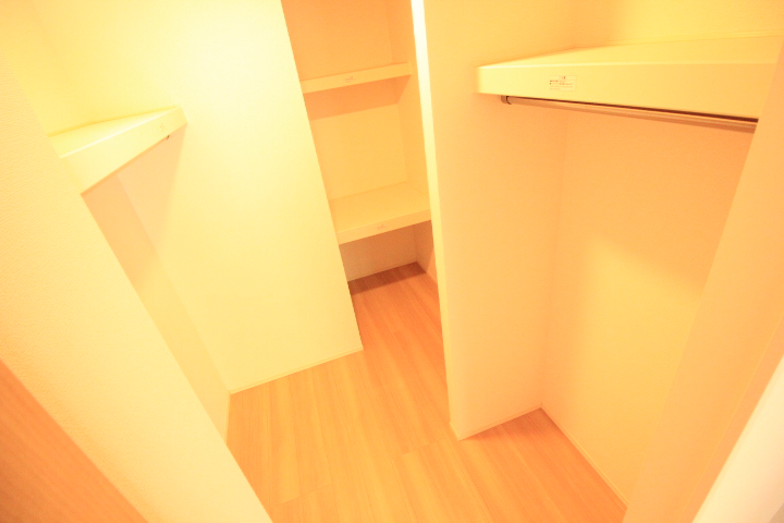 収納　ウォークインクローゼット☆