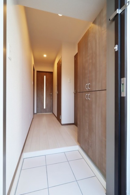 玄関　図面と現状に相違がある場合には現状を優先