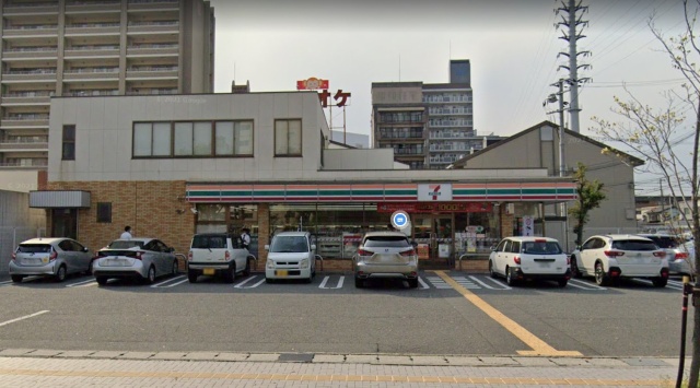 コンビニ　セブンイレブン　姫路飾磨三宅店（コンビニ）まで200m