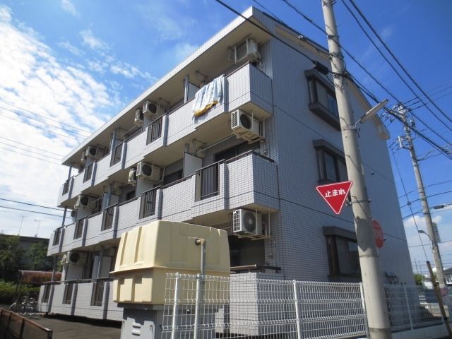 建物外観　★駅から徒歩8分で通勤通学ラクラク♪★