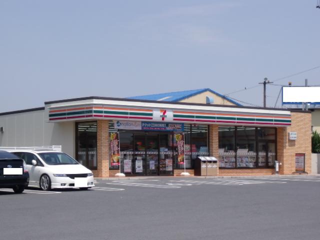 コンビニ　セブンイレブン鈴鹿江島町店（コンビニ）まで550m