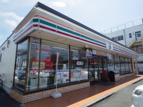 コンビニ　セブンイレブン 静岡豊田3丁目店（コンビニ）まで216m
