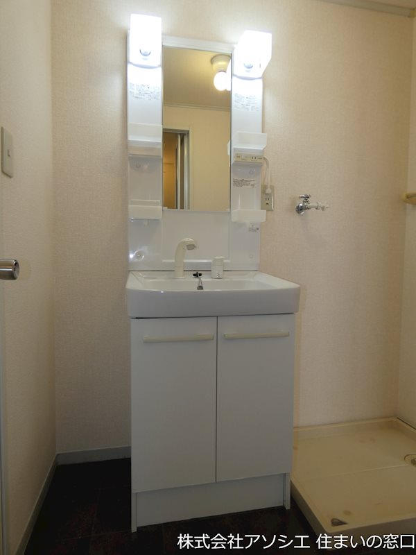 洗面設備　シャンプードレッサー