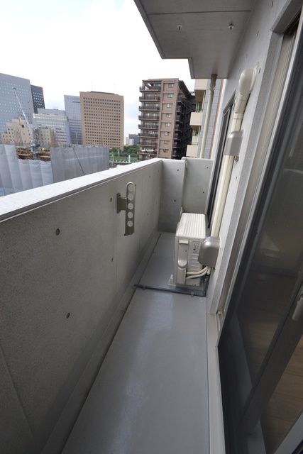 バルコニー　反転タイプの参考写真