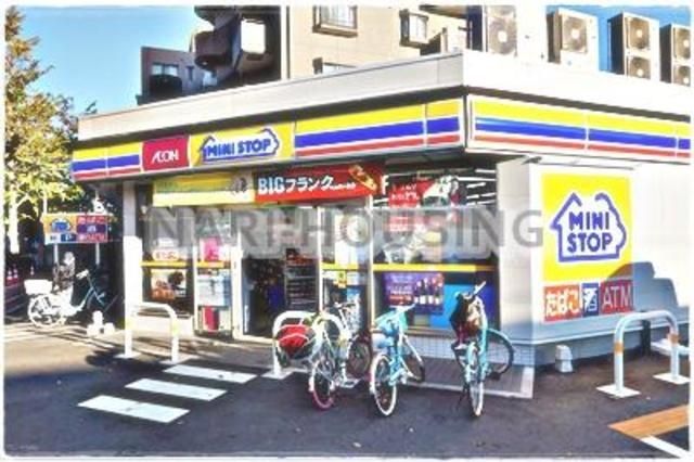 コンビニ　ミニストップ国立さくら通り店（コンビニ）まで117m