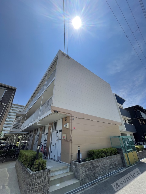 その他共有部分　落ち着いたエントランス。マンションを演出します。