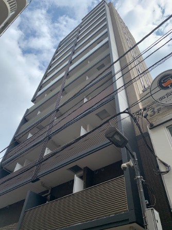 ストーリア三田の建物外観