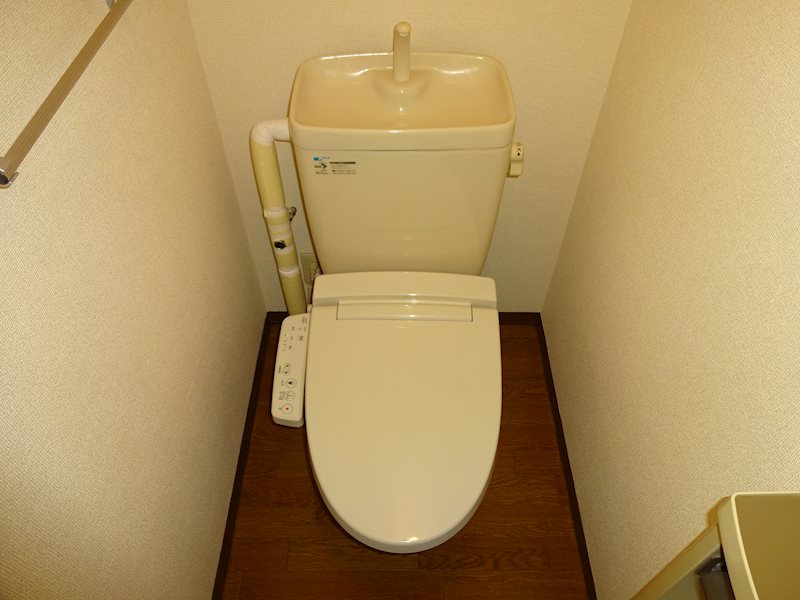 【シャーメゾン枇杷坂Ｂのトイレ】