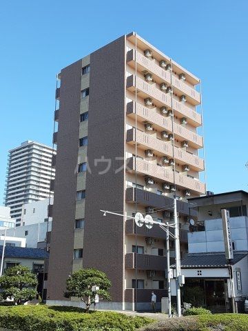 静岡市葵区本通のマンションの建物外観