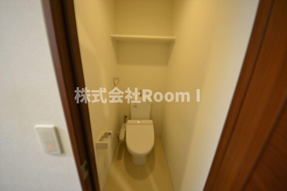 トイレ　落ち着いたトイレです