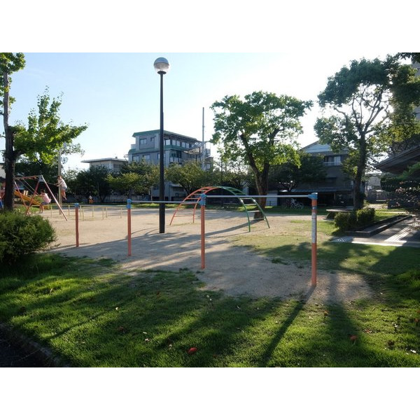公園　吉田公園（公園）まで777m