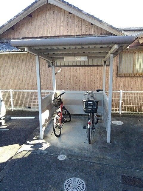 【亀山市野村のアパートのその他】