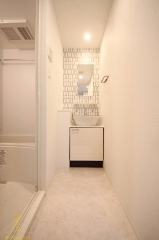 洗面設備　エスリード大阪梅田リュクス