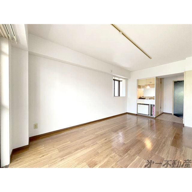 建物外観　洋室