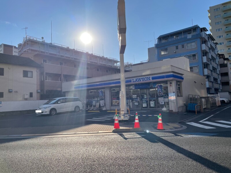 コンビニ　ローソン 板橋高島平九丁目店（コンビニ）まで445m