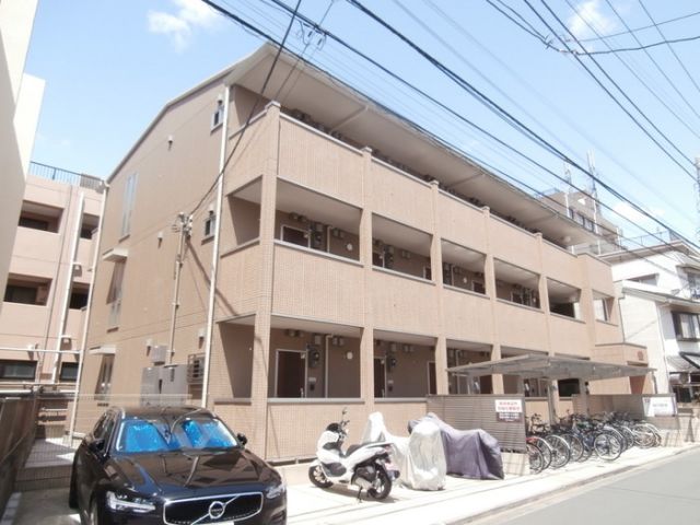 川崎市幸区南加瀬のアパートの建物外観