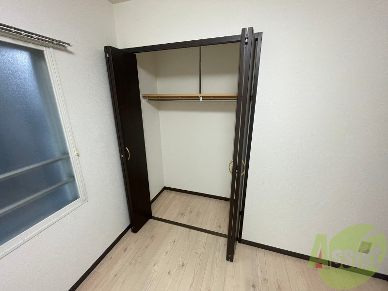 収納　寝室の収納になります。広々としてたくさん収納できます。