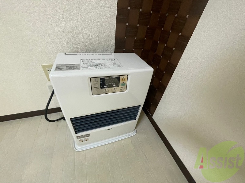 その他設備　灯油暖房です。札幌の寒い冬もこれで大丈夫！