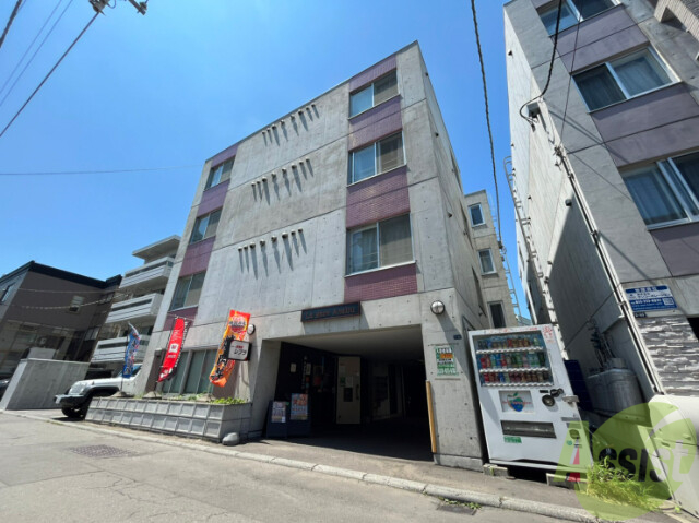 建物外観　札幌市北区麻生町「ラ・ガーレ麻生」