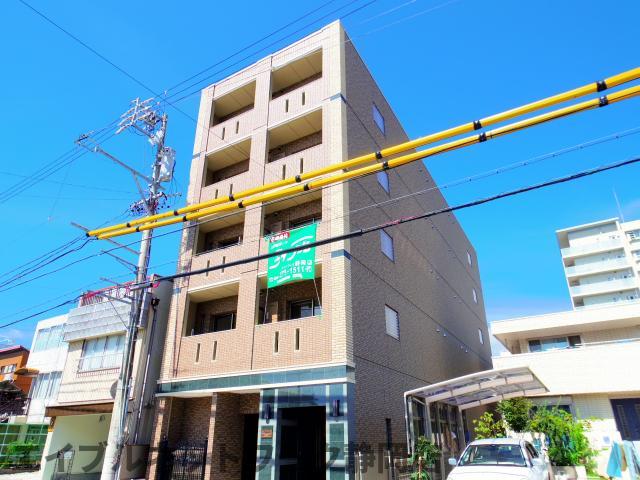 静岡市葵区新通のマンションの建物外観