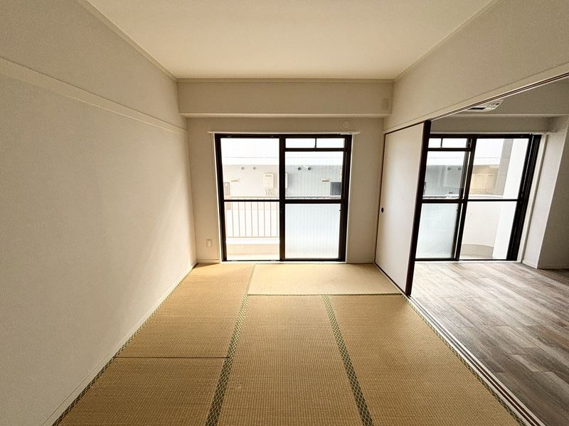 その他　室内洗濯機置場あります