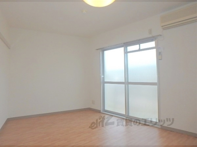 居室・リビング　７帖のゆったりしたお部屋です