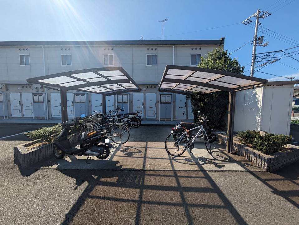 駐車場　駐輪場