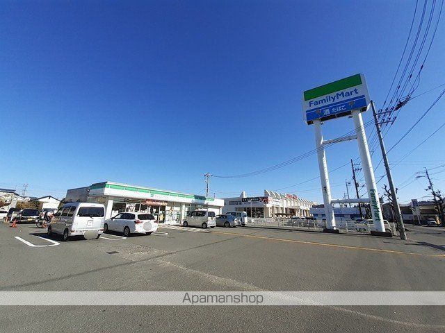 コンビニ　ファミリーマート　土佐高岡店（コンビニ）まで600m