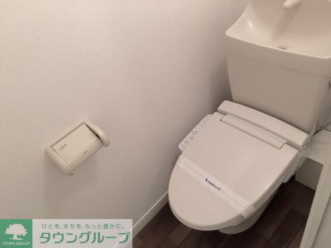 トイレ　温水洗浄便座