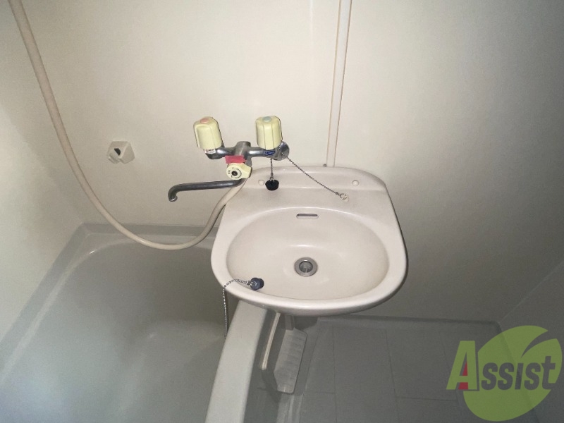 洗面設備　洗面台も利便性がありますね。