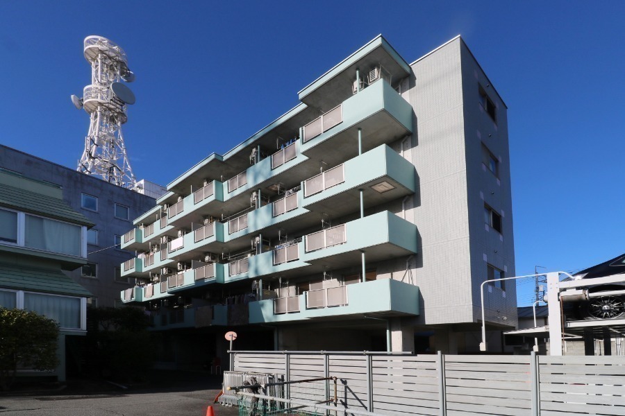 ラルゴ住吉の建物外観