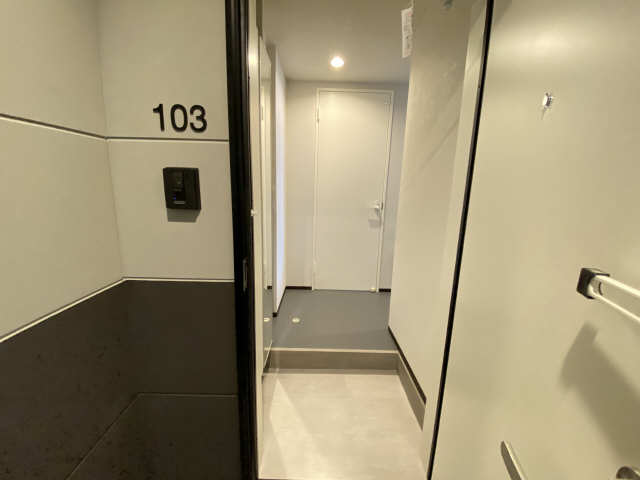 【N51 APARTMENT大垣IIの玄関】