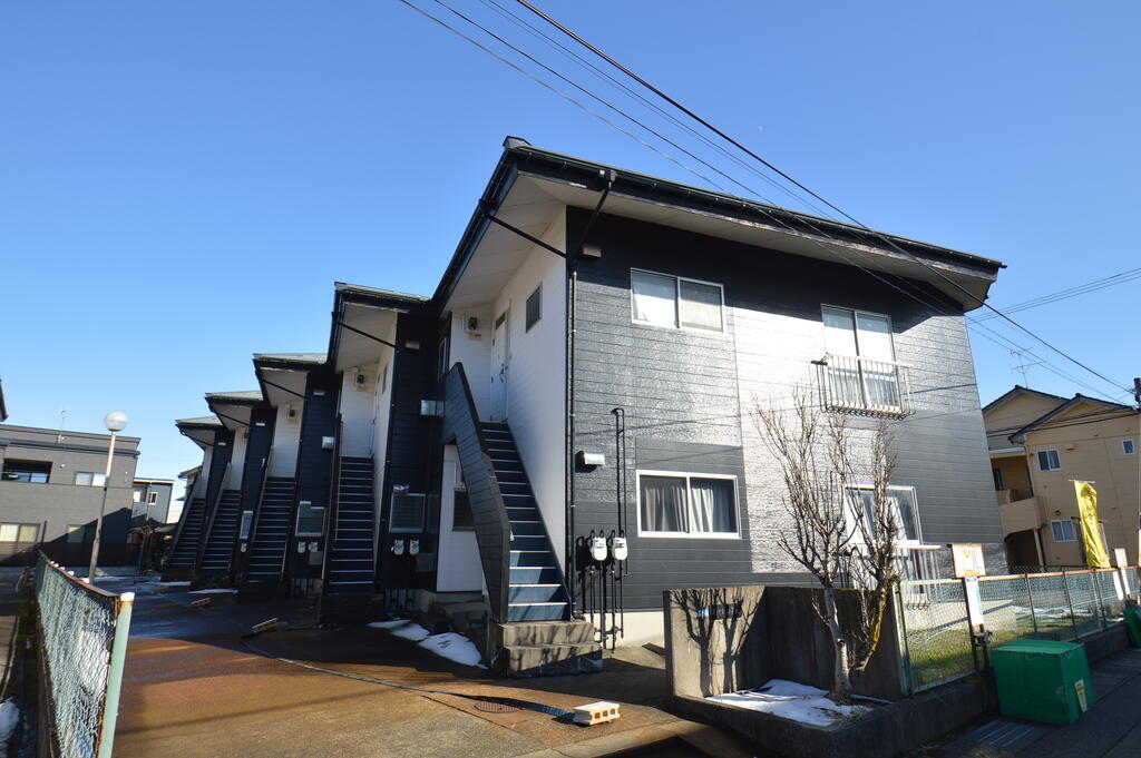 スカイタウン粟山の建物外観