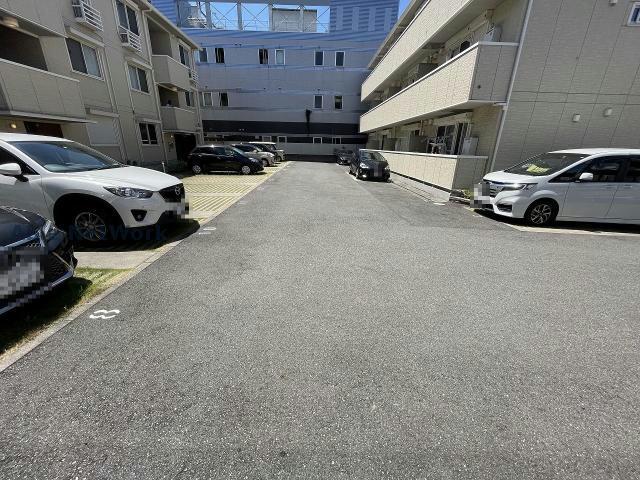 【クレア浦里の駐車場】