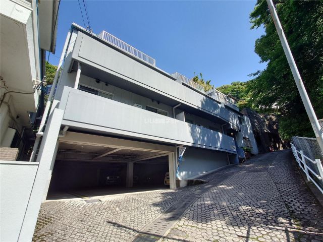 【レジデンス蛍茶屋の建物外観】