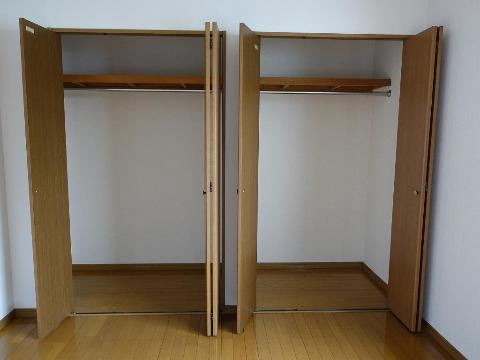 収納　洋室クローゼット