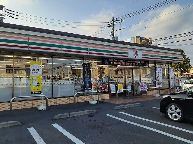 コンビニ　セブンイレブン宇都宮滝谷店（コンビニ）まで400m
