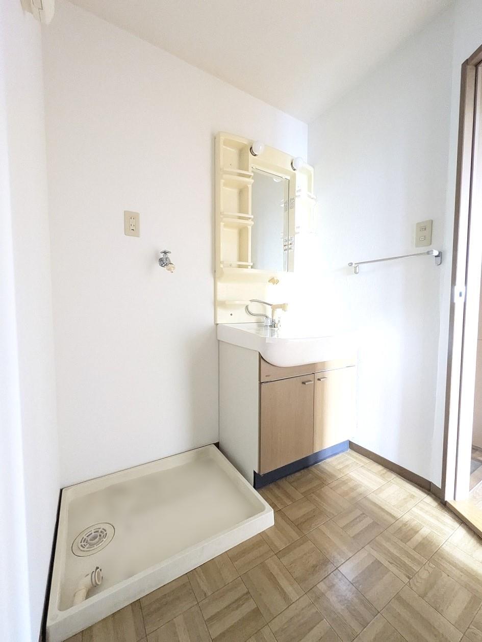 洗面設備　洗髪洗面化粧台