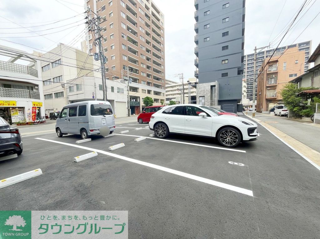 駐車場　駐車場