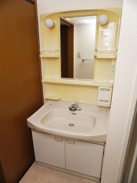 洗面設備　洗面所