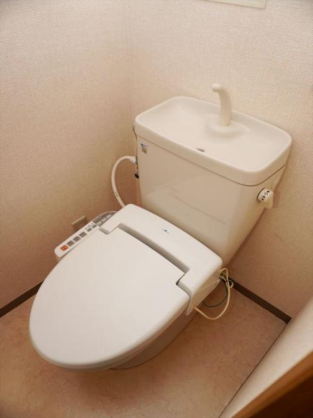 トイレ　トイレ