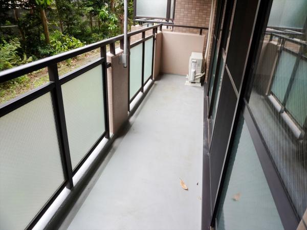バルコニー　バルコニー（テラス）