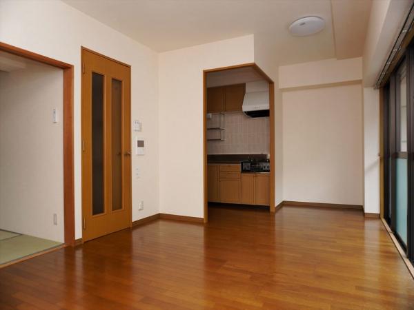 居室・リビング　内装