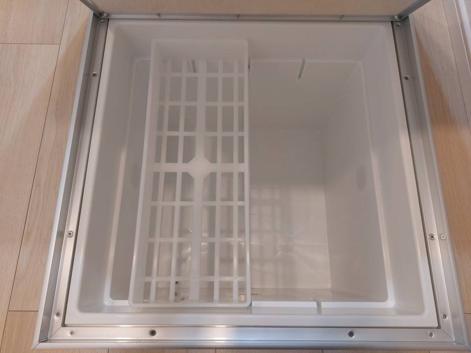 収納　床下収納