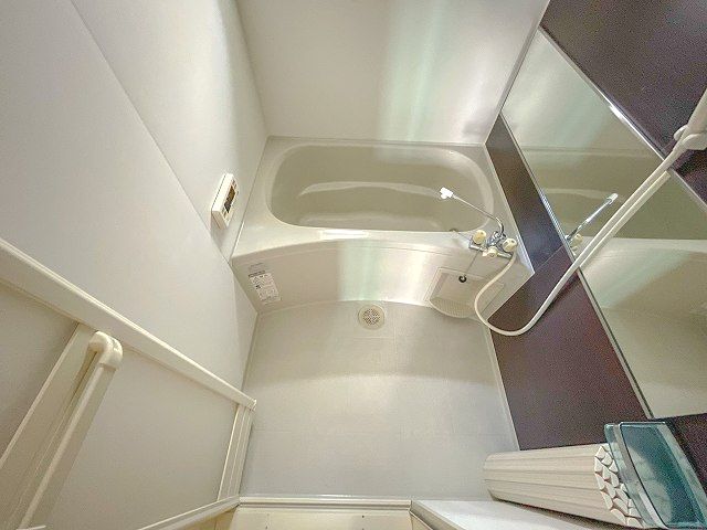 バス・シャワールーム　ゆったり過ごせるお風呂です