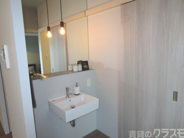 洗面設備　独立タイプです！