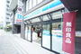 コンビニ　ローソン東新宿明治通店（コンビニ）まで3m